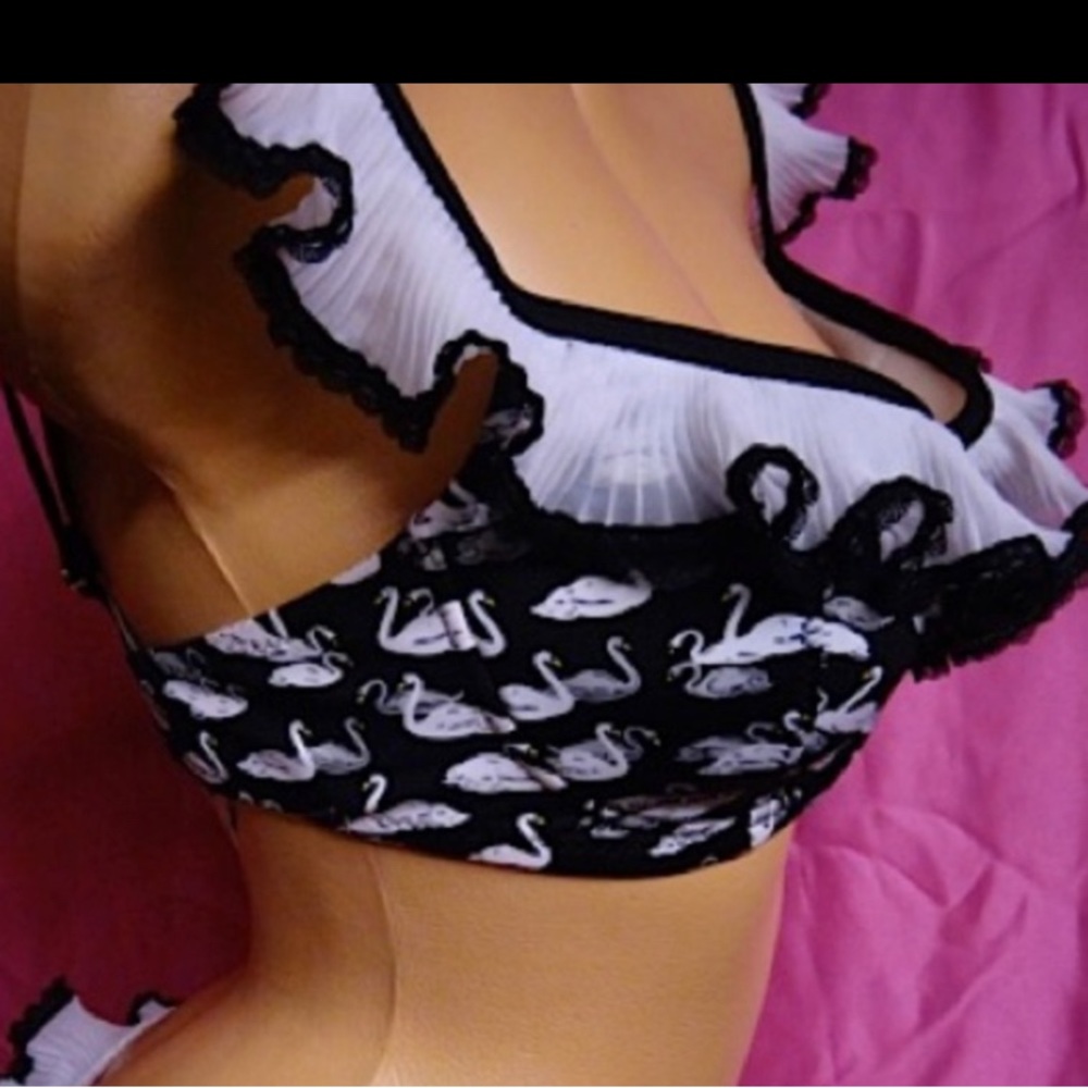 Betsey Johnson black white swan lake bikini swimsuit boy short ruffle dollbaby - Picture 2 of 8